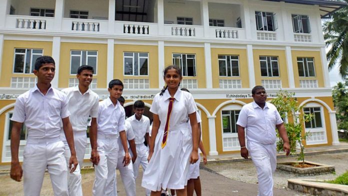 6673 secondary students leaving new lab
