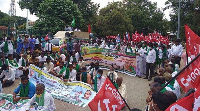 Bengaluru farmer protests 1200