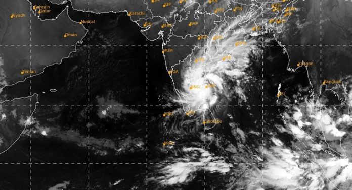 nivar cyclone landfall tamil news