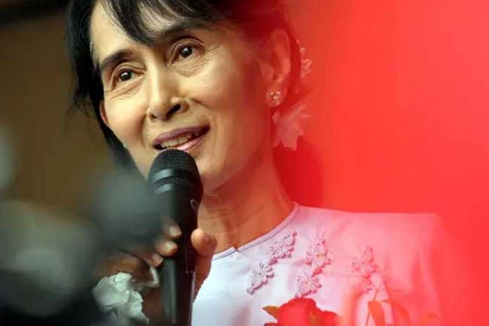 1638773235 1638772194 Aung San Suu Kyi L