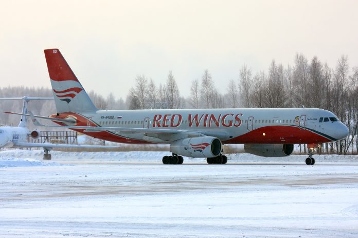 Red Wings Airlines Tupolev Tu 204 100V Dvurekov 2